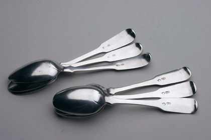 Indian Colonial Silver Dessert spoon set (6)
